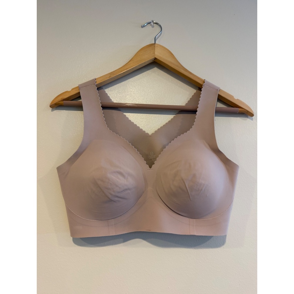 Evelyn Bobbie Evelyn Bra Nude Beige Wireless Seamless Scalloped Bralette Small